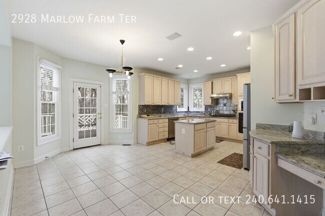 Building Photo - 2928 Marlow Farm Terrace