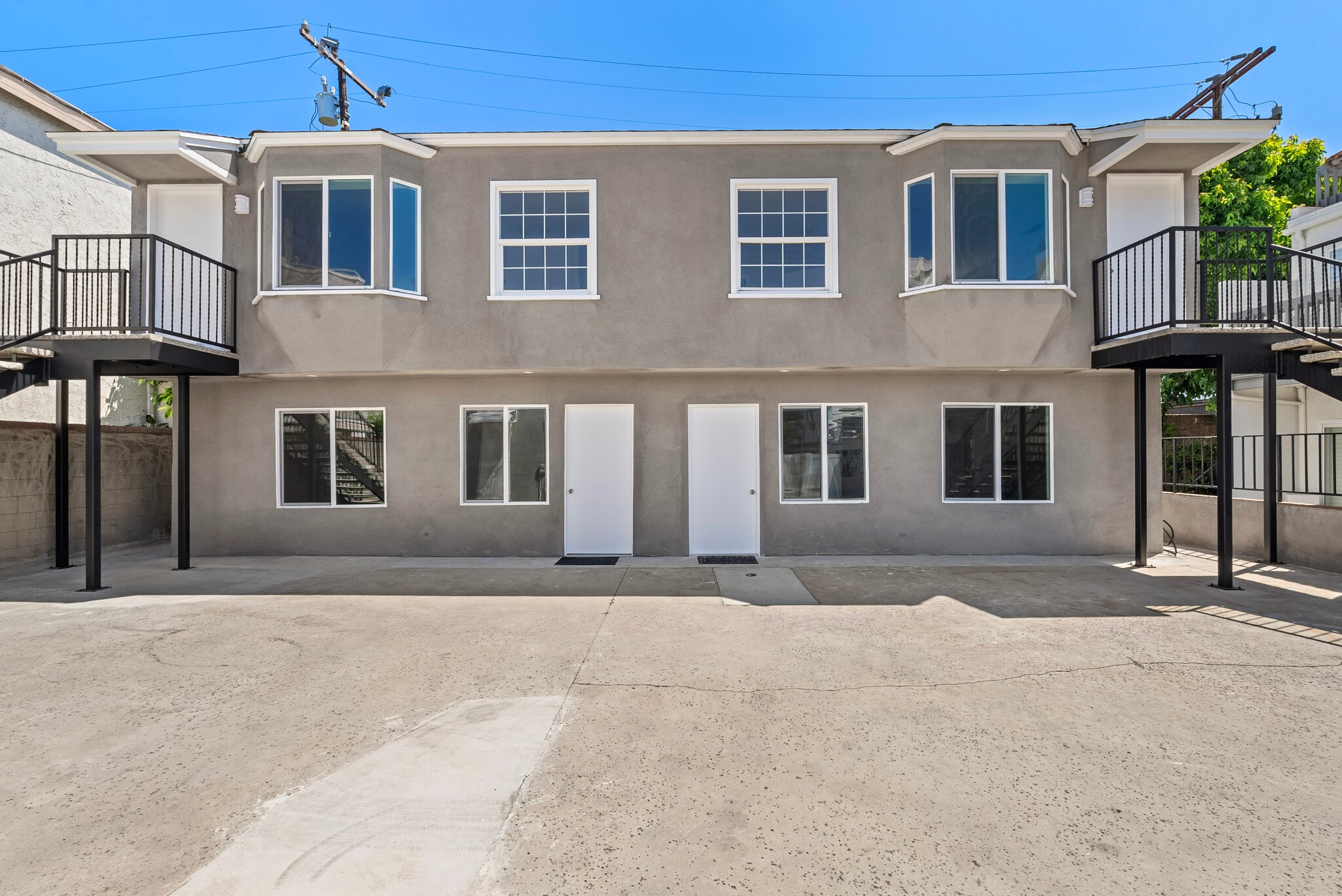 Building Photo - 1165 Stanford St