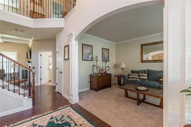 Building Photo - 4850 Haysboro Way