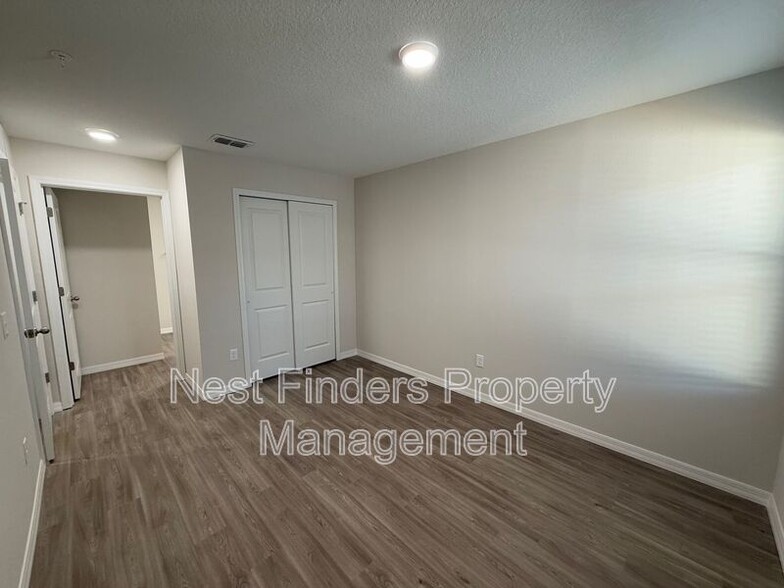 Building Photo - 11454 Oakfield Ct