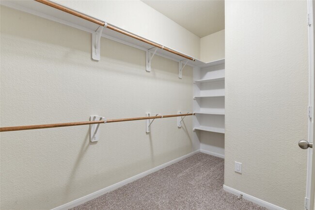 Building Photo - 5102 Brookshire Pass Dr