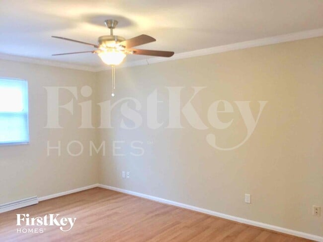 Building Photo - 1716 Eastwind Ct