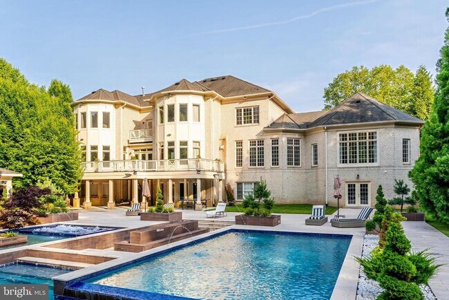 Building Photo - 860 Nicholas Run Dr