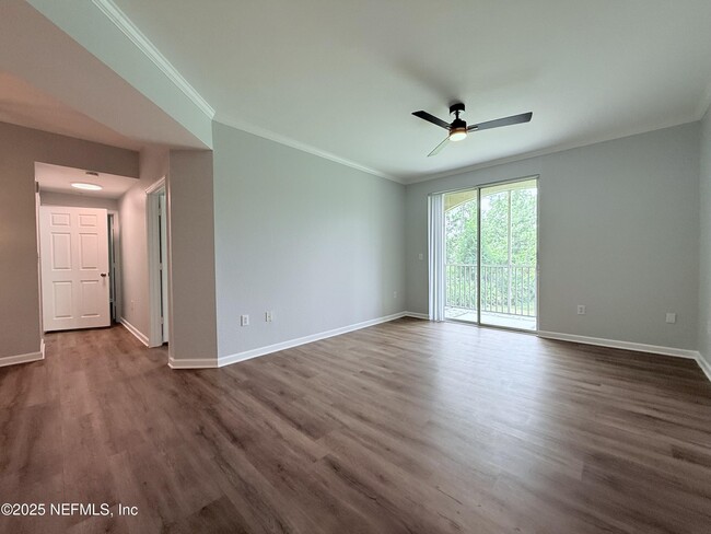 Building Photo - 440 S Villa San Marco Dr