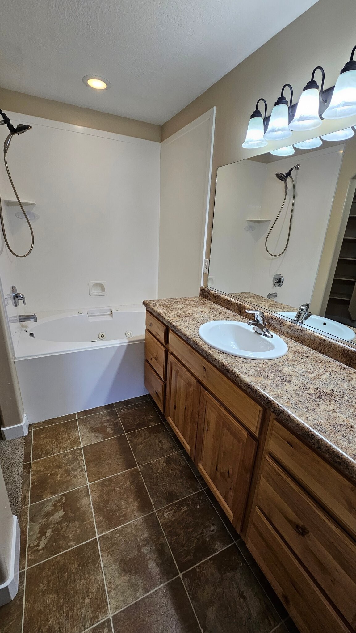 Building Photo - 1606 N 450 E