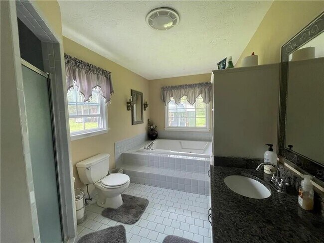 Building Photo - 3633 Loganville Hwy SW