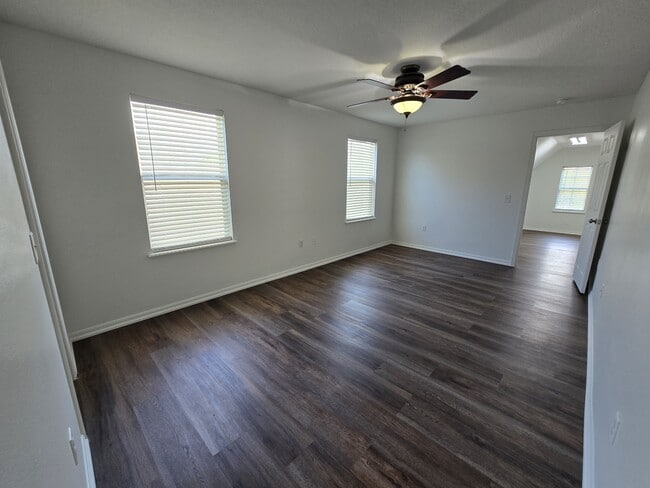 Building Photo - 110 Pine Bluff Blvd W
