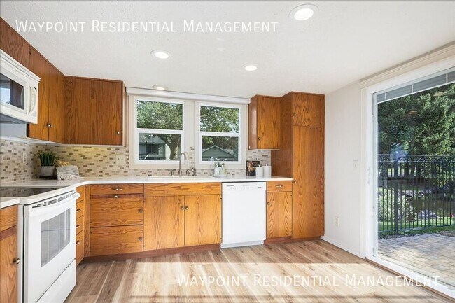 Building Photo - 3108 Woodbrook Pl