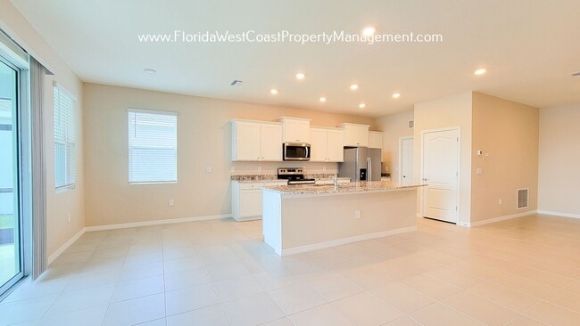 Building Photo - LARGE 3 BEDROOM- 2 BATH LAKEWOOD RANCH HOME FOR RENT! DIRECT LAKE VIEWS! ANNUAL LEASE!