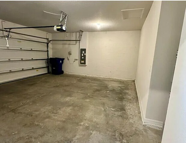 Garage - 10782 Old Sycamore Loop