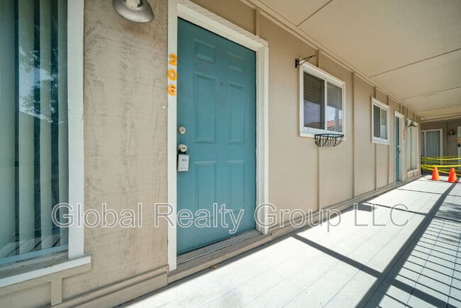 Building Photo - 255 E Rampart Dr