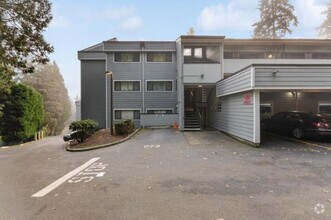 Building Photo - 3 bedroom in Seattle WA 98125