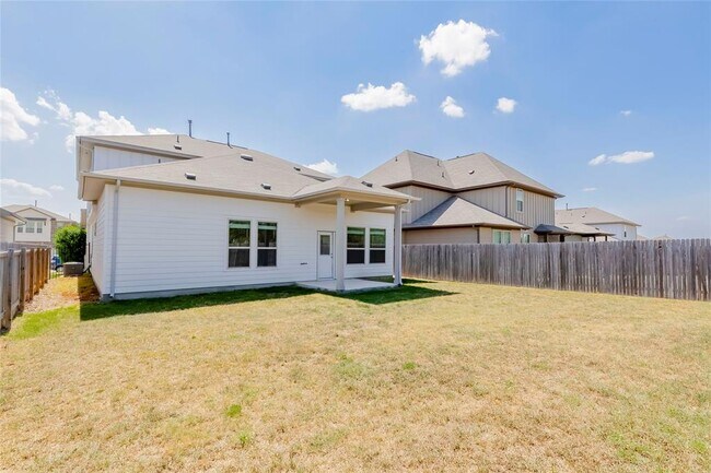 Building Photo - 425 Arrowhead Vine St