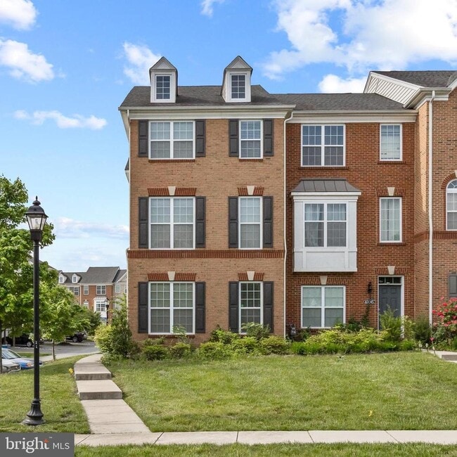 Building Photo - 43247 Loudoun Reserve Dr