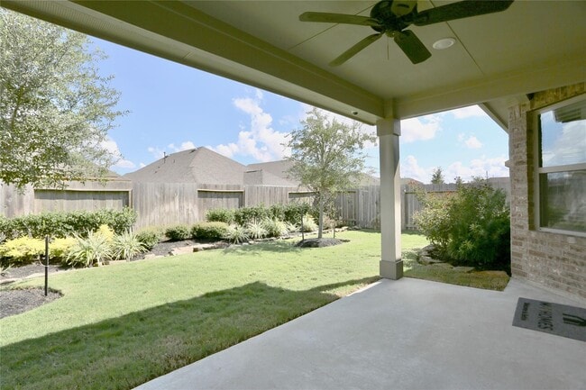 Building Photo - 2123 Santa Ana Wy