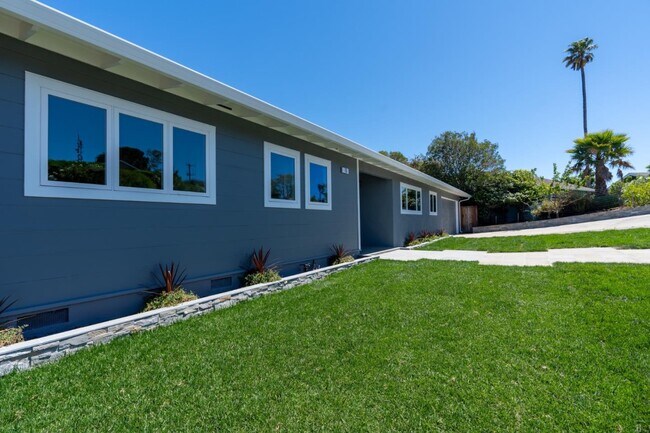 Building Photo - 15 Buckland Ct