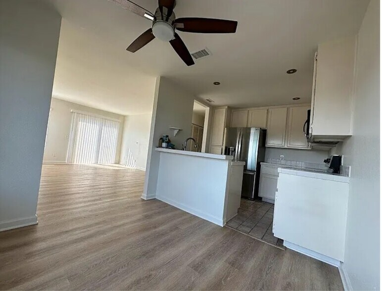 Main Area - 870 S Rancho Santa Fe Rd