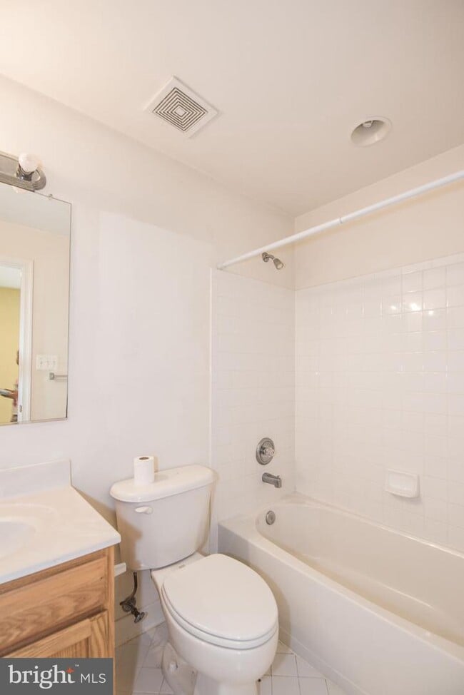 Building Photo - 12801 Victory Lakes Loop
