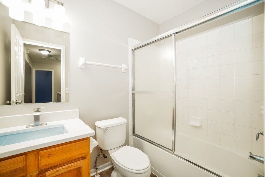 Building Photo - 7140 Calusa Drive