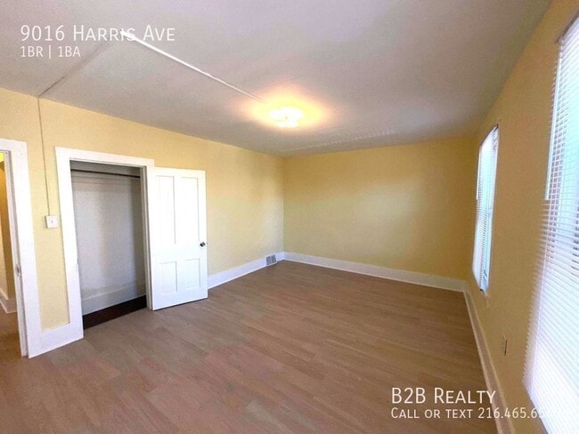 Building Photo - 9016 Harris Ave