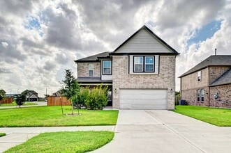 Building Photo - 3303 Owl Hollow Dr