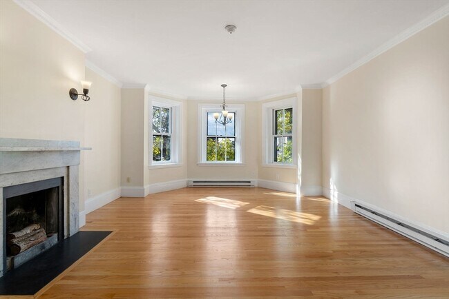 Building Photo - 25 Hancock St