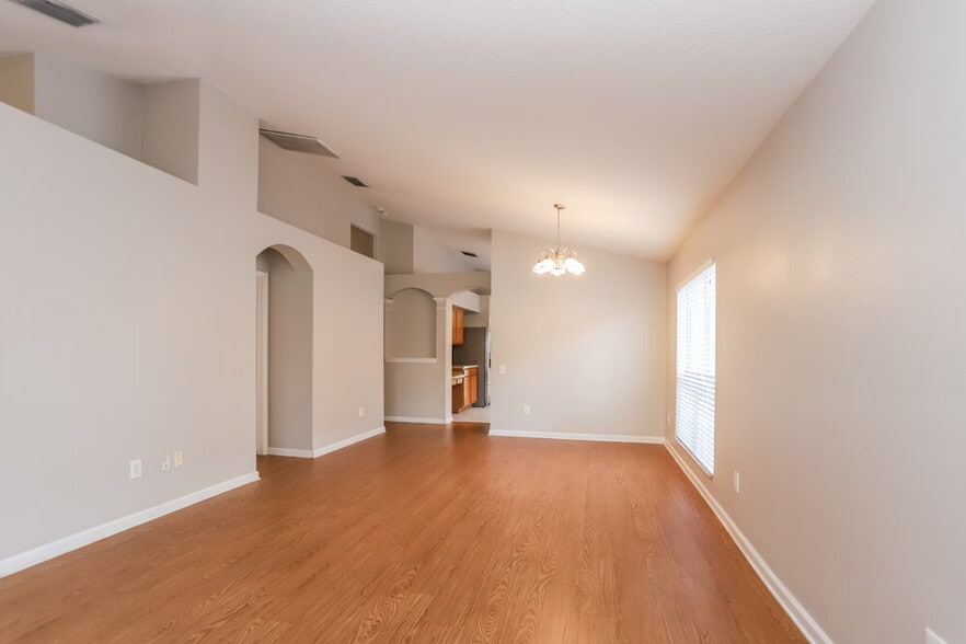 Building Photo - 13224 Early Run Ln