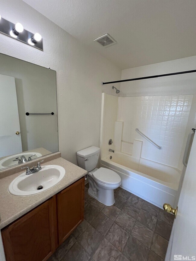 Building Photo - 9648 Autumn Leaf Way