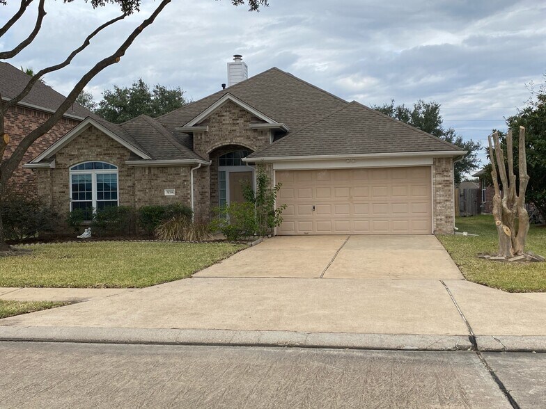 Building Photo - 19314 Colony Trail Ln