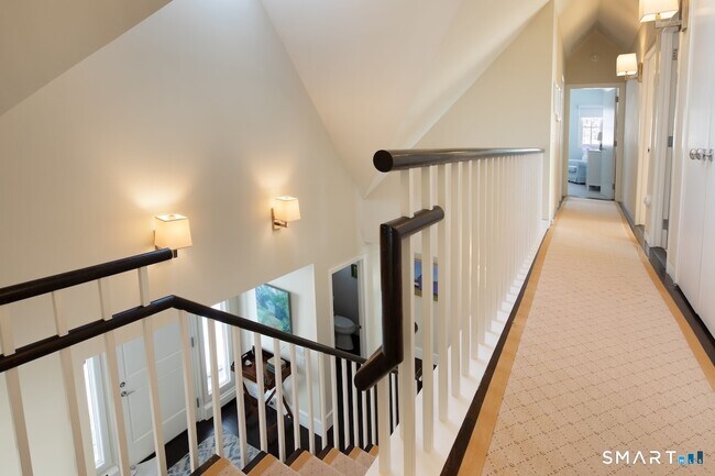 Building Photo - 15 Harrison St