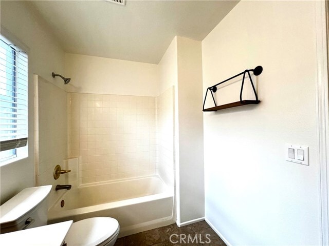 Building Photo - 16620 Colonial Dr