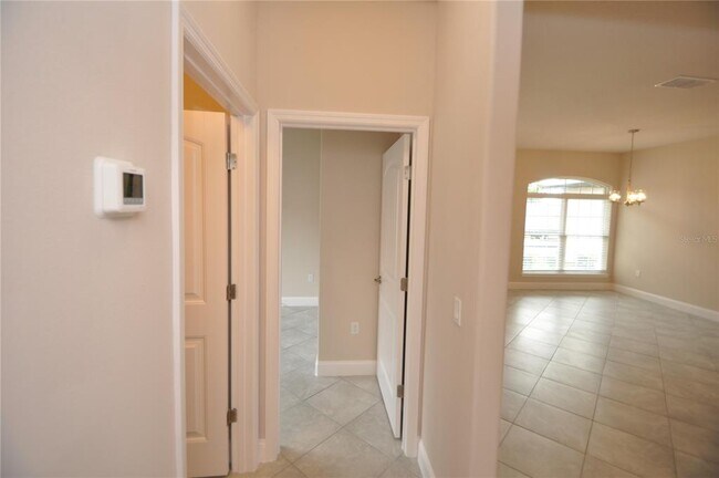 Building Photo - 226 Coral Reef Ct N