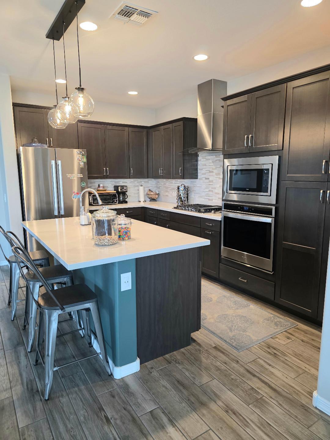 Gourmet Kitchen - 5154 N 188th Ln