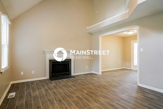 Building Photo - 3 Bedroom Pet-Friendly Home in Raleigh, NC with Main Street Renewal