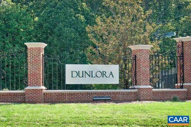 Building Photo - 1150 River Oaks Ln