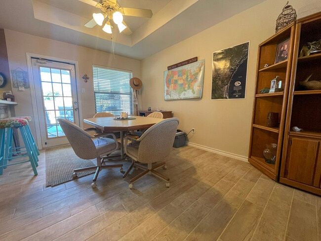 Building Photo - 13954 Seafarer Dr