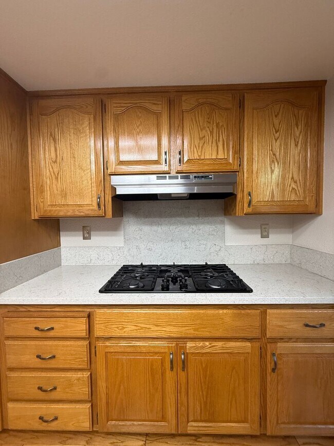 Building Photo - 2853 St Andrews Rd