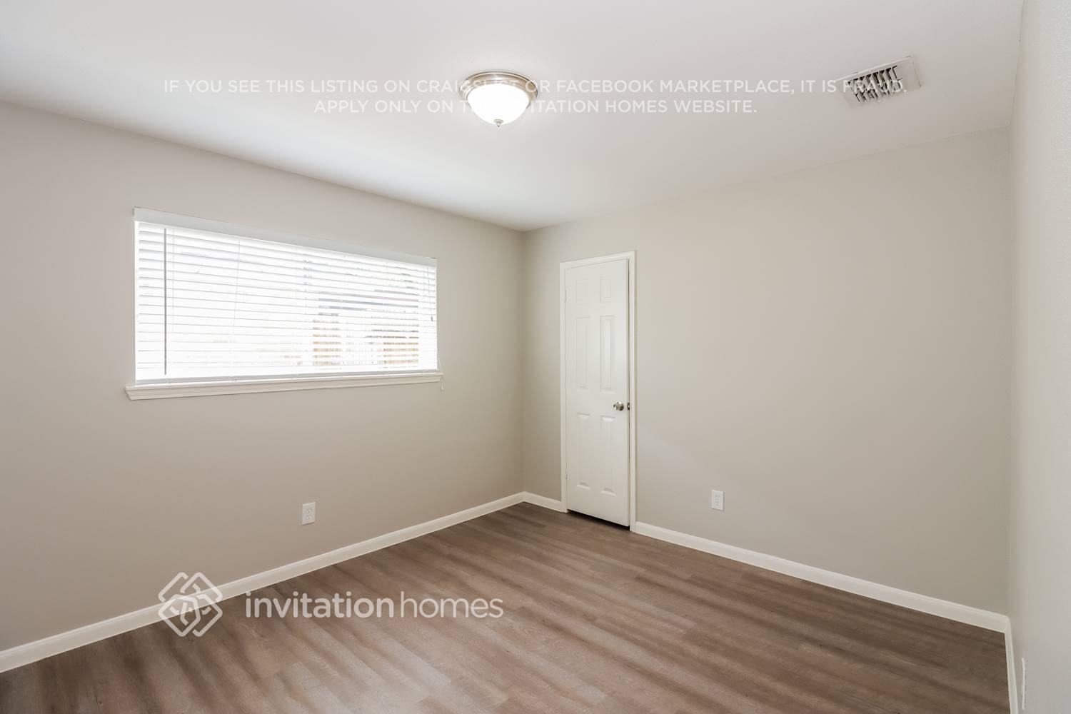 Building Photo - 3002 Mission Valley Dr