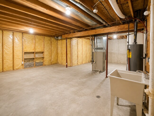 Building Photo - 625 Ellis Ave