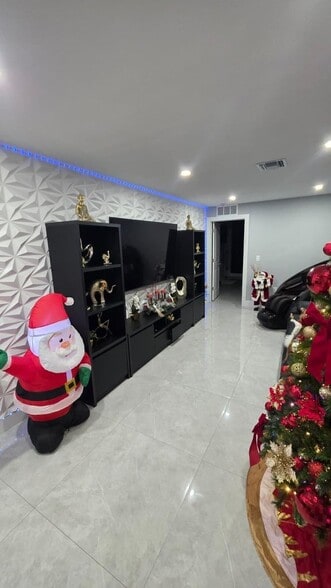 Building Photo - 131 Puffin Ct