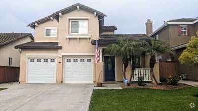 Building Photo - 570 San Lucas Pl