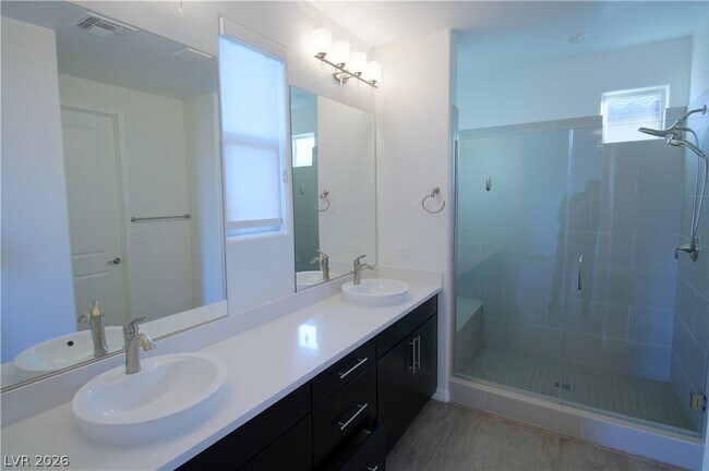 Building Photo - 24 Brigola St