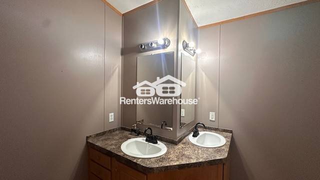 Building Photo - 6425 Mirage Dr