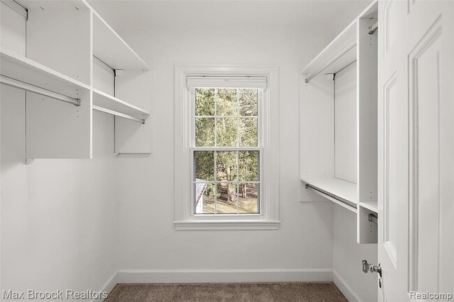 Building Photo - 1200 Orchard Ridge Rd