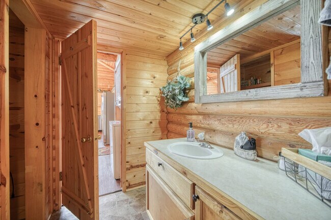 Building Photo - 5406 Henrys Lake Rd