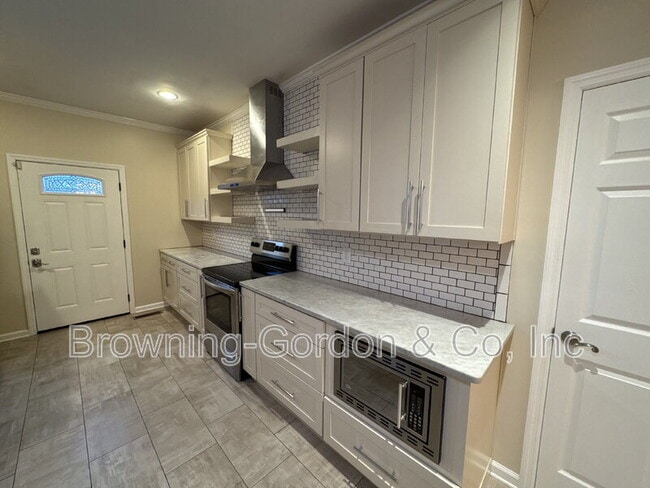 Building Photo - 1125 N. Second St.