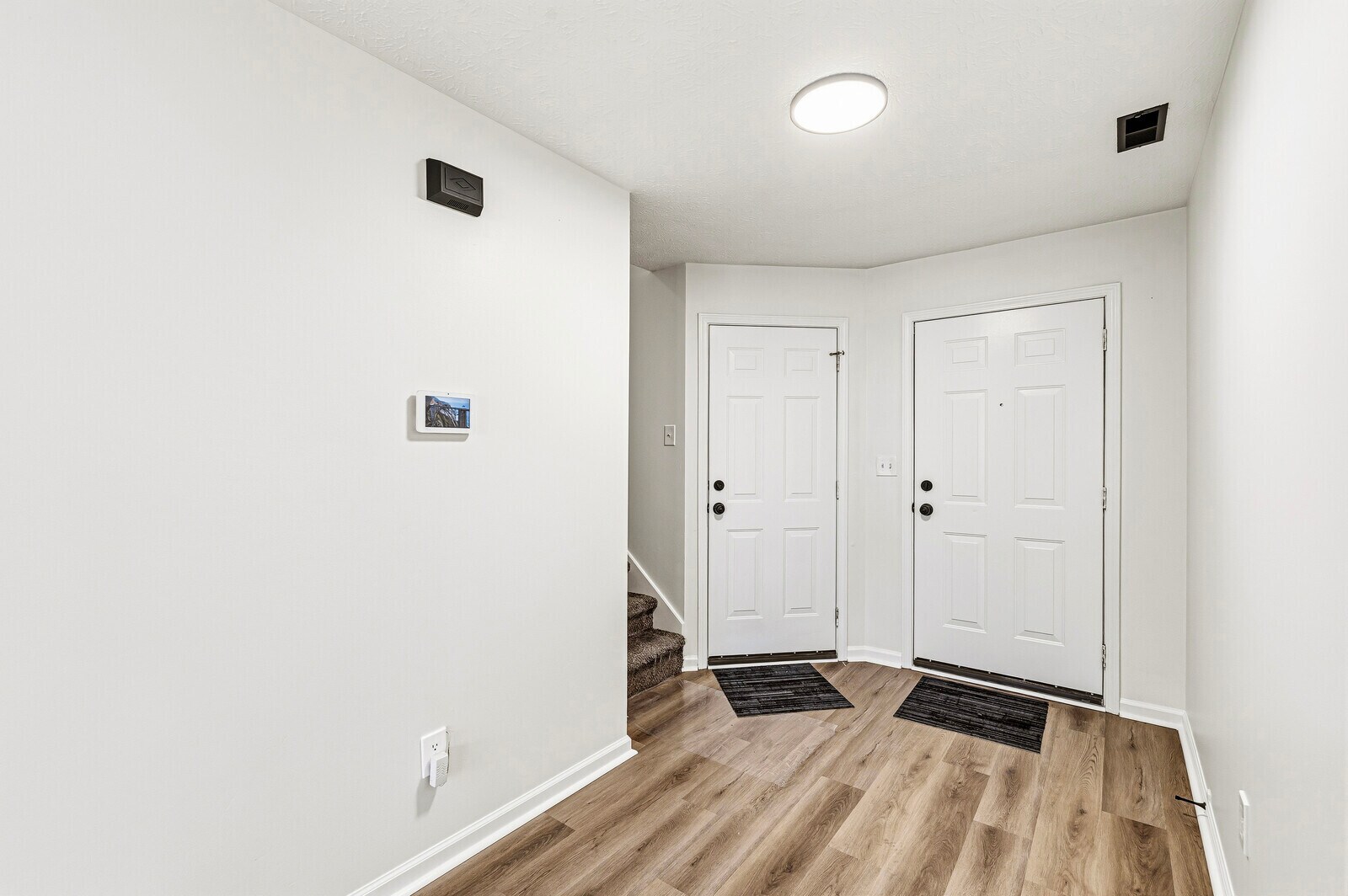 Building Photo - 2747 Foxbriar Pl