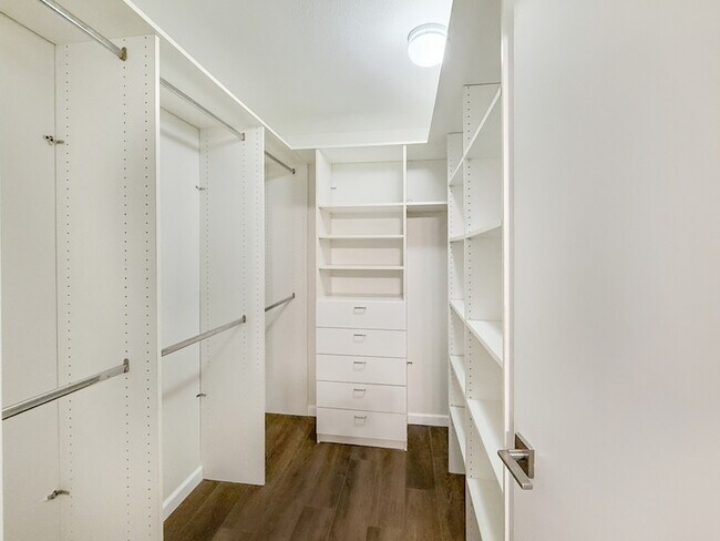 Building Photo - 1270 Cleveland Ave