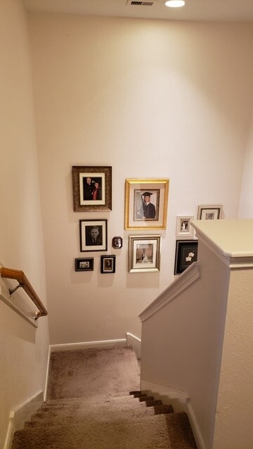 Building Photo - 16026 Summerville Lake Dr