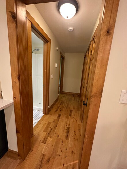 Building Photo - 94 Kiahs Way